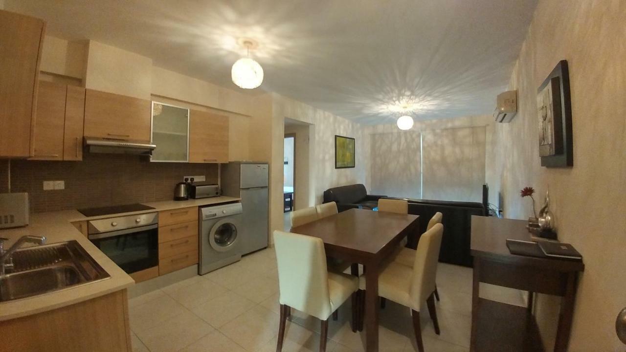 Pyla Gardens D5 Apartment Luaran gambar