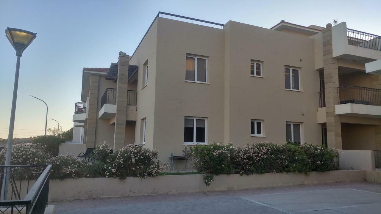 Pyla Gardens D5 Apartment Luaran gambar